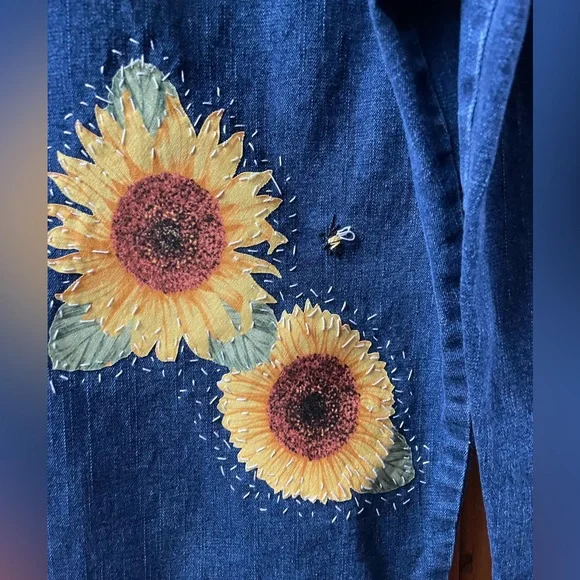 Denim Upcycled Enhanced Overalls Sz. L sunflowers Bee Embroidered - Picture 2 of 7
